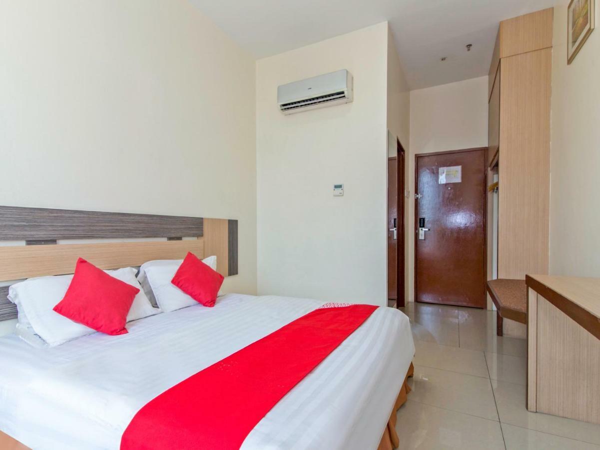Oyo 776 Fame Hotel Seremban Extérieur photo