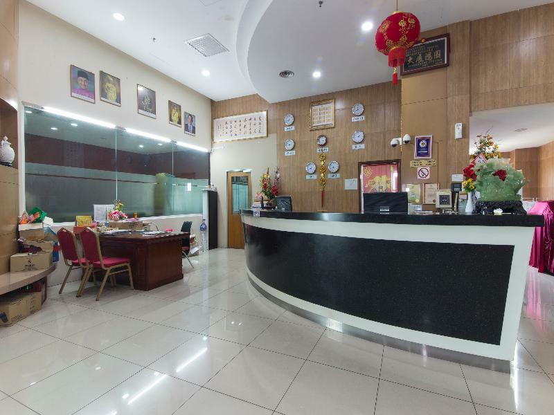 Oyo 776 Fame Hotel Seremban Extérieur photo
