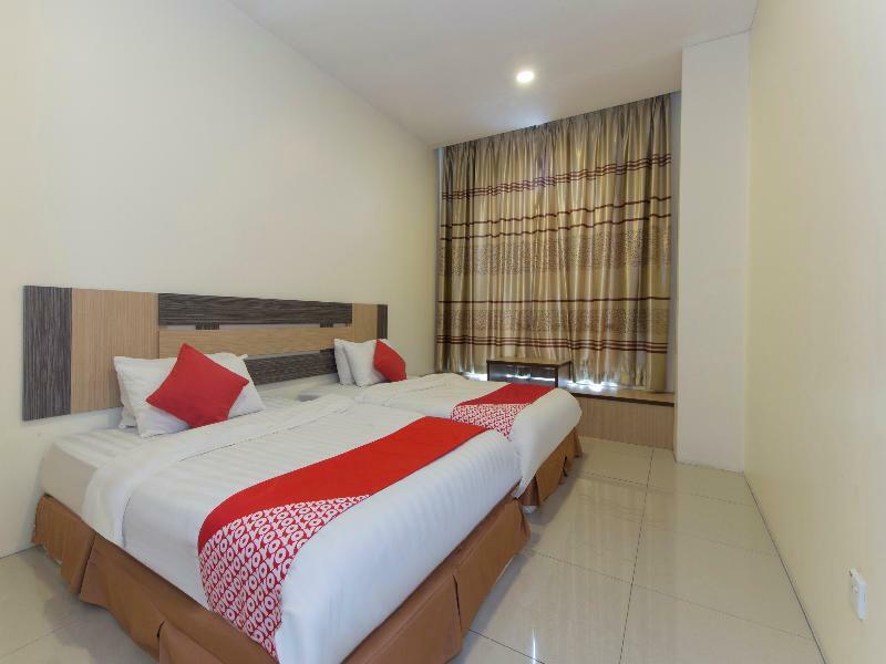 Oyo 776 Fame Hotel Seremban Extérieur photo